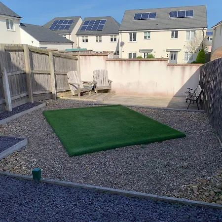 Modern Luxury Holiday * New Quay